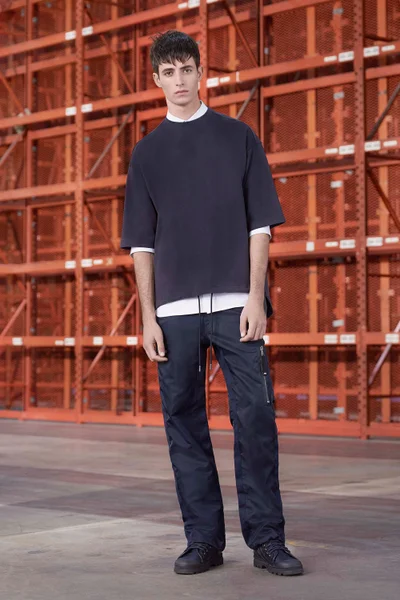Look 19